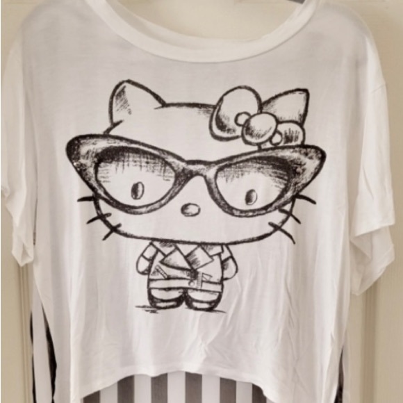 Forever 21 Hello Kitty High-Low Shirt Size M - Picture 3 of 8